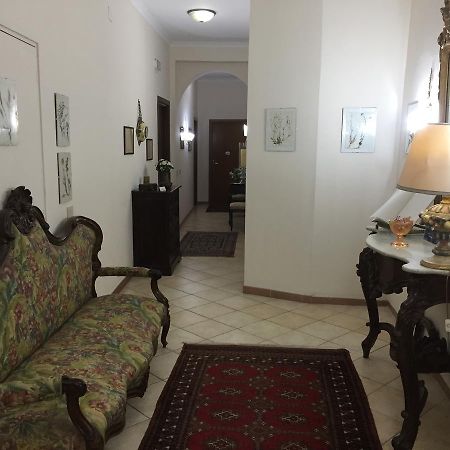 Bed and Breakfast La Residenza Dei Nobili Катандзаро Экстерьер фото