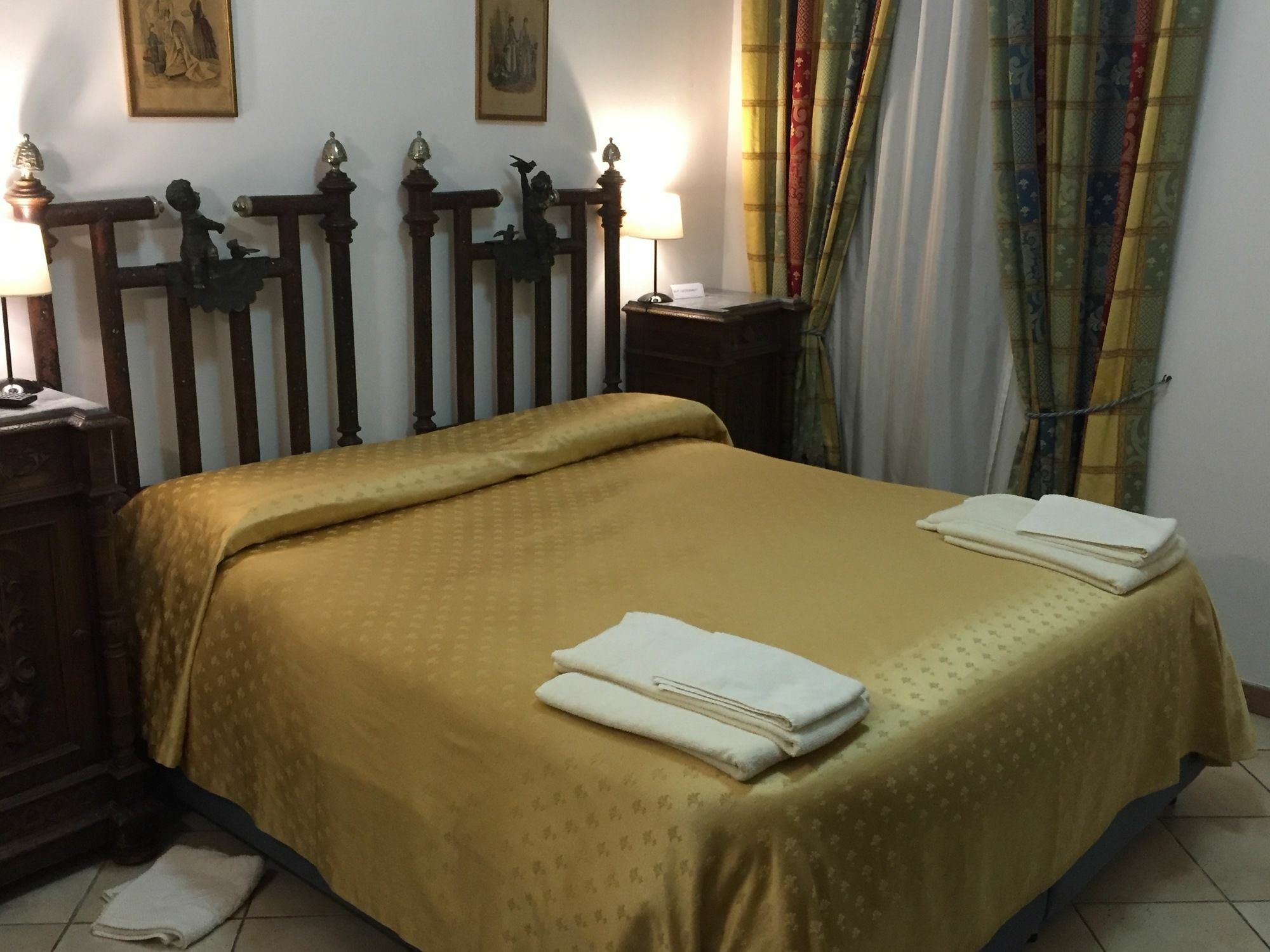 Bed and Breakfast La Residenza Dei Nobili Катандзаро Экстерьер фото